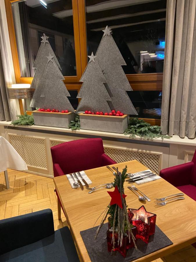 Halle  Hotel Hollmann מראה חיצוני תמונה